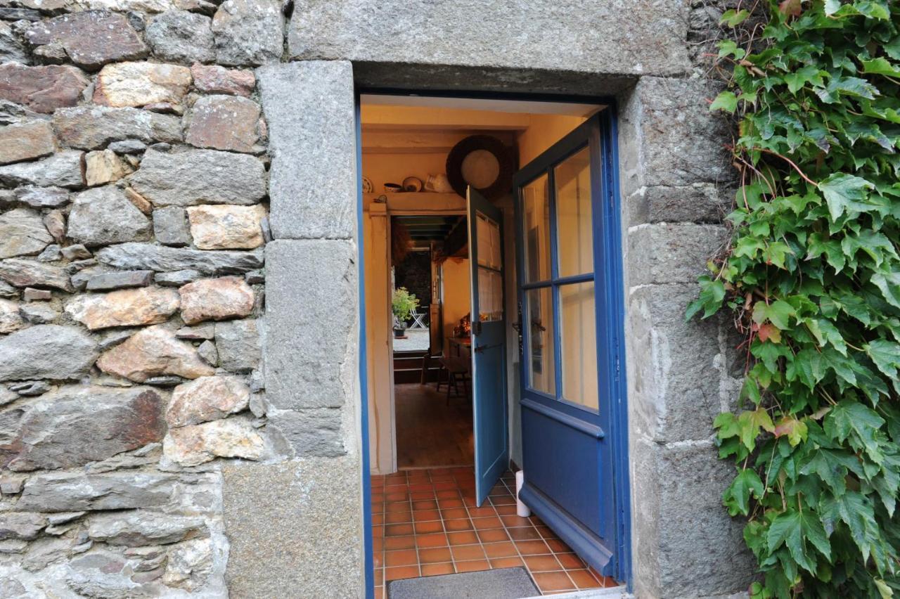 La Goelette Apartment Saint-Suliac Exterior photo