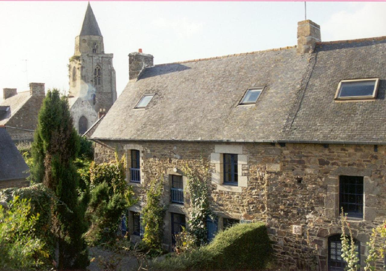 La Goelette Apartment Saint-Suliac Exterior photo